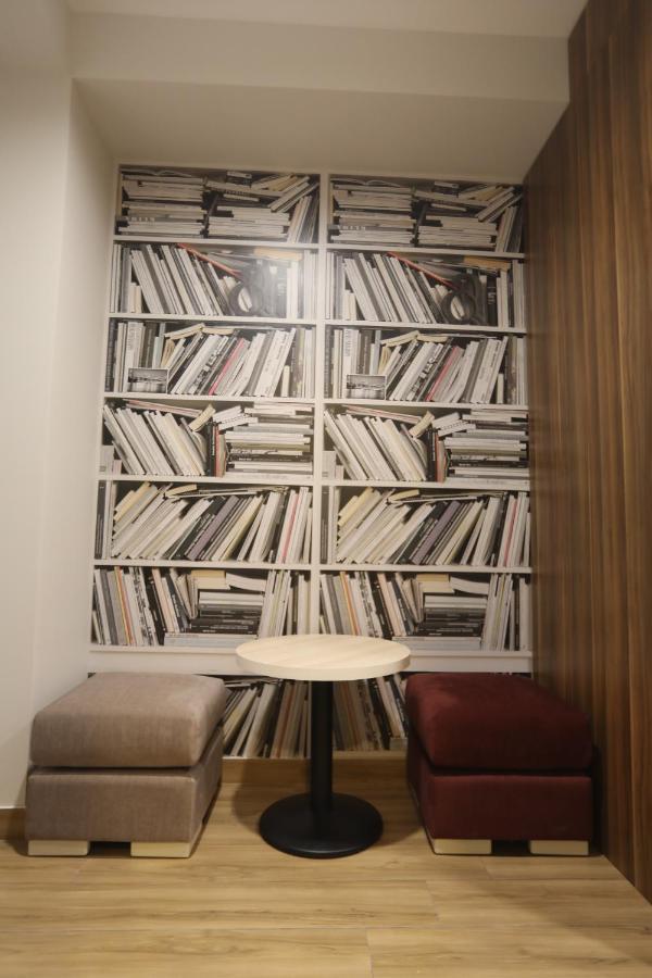 Loft Host เยเรวาน ภายนอก รูปภาพ
