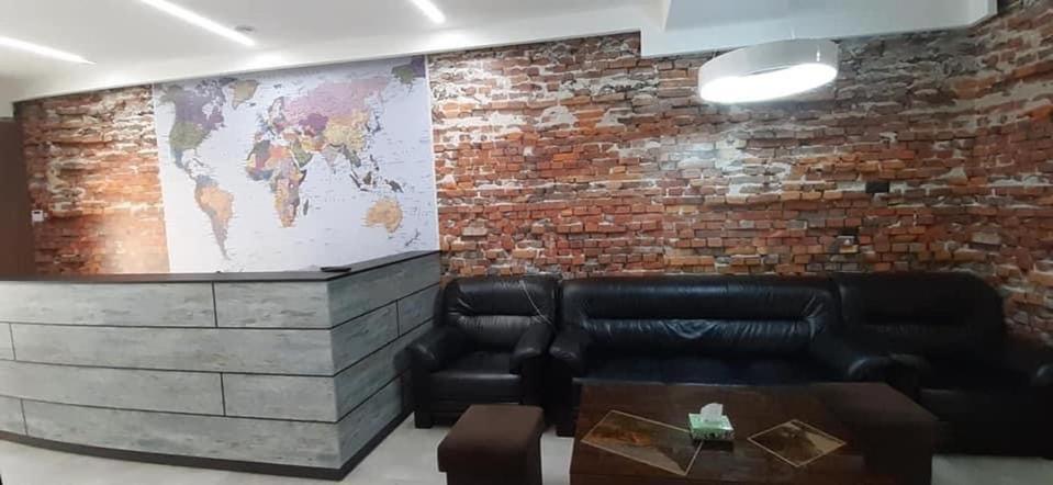 Loft Host เยเรวาน ภายนอก รูปภาพ